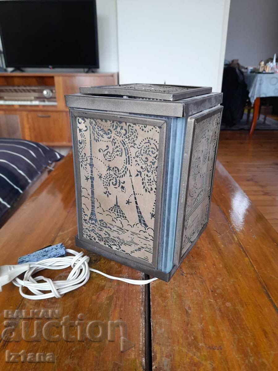 Delivery of Old decorative lamp Delivery of Old decorative lamp