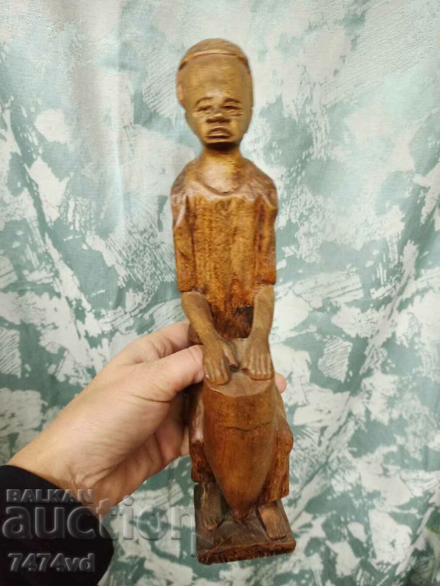 Auction WOODEN PLASTIC - AFRICA - AFRICAN MUSICIAN Auction WOODEN PLASTIC - AFRICA - AFRICAN MUSICIAN