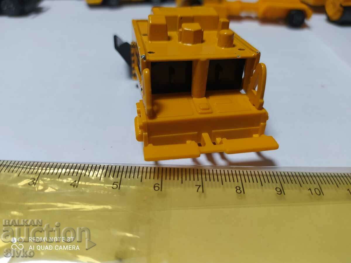 Road construction machine with price 0.99 BGN | € 0.51 Road construction machine with price 0.99 BGN | € 0.51