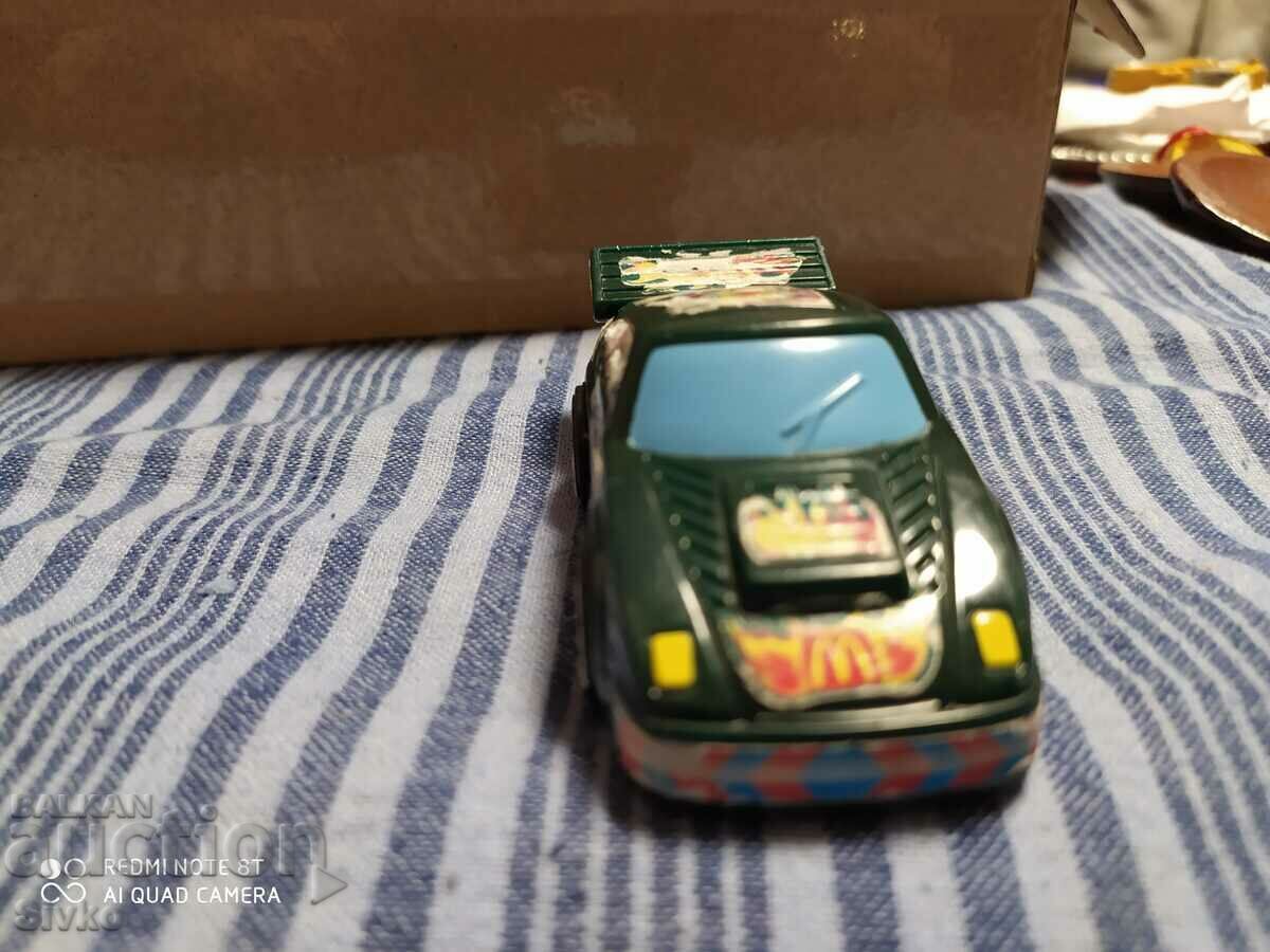 Auction  The spoiler cart is pulled to move