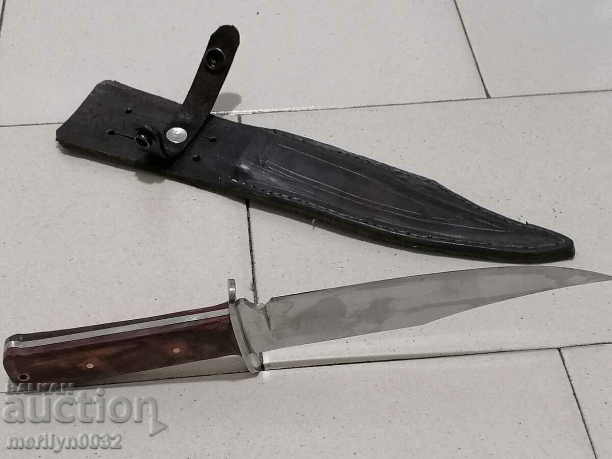 Delivery of Old hunting knife with kaniya, dagger blade