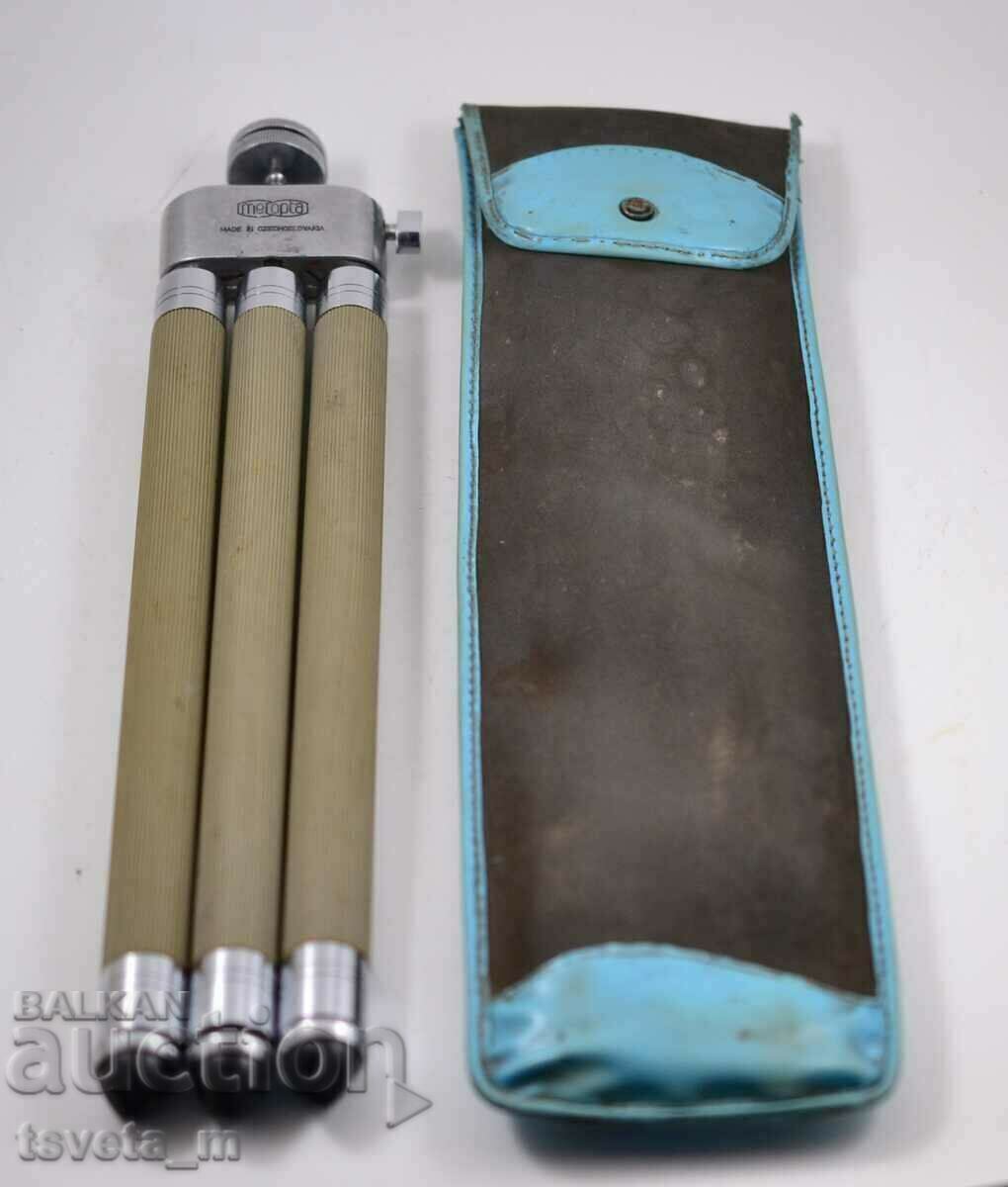 Delivery of Meopta tripod tripod, Czechoslovakia Delivery of Meopta tripod tripod, Czechoslovakia