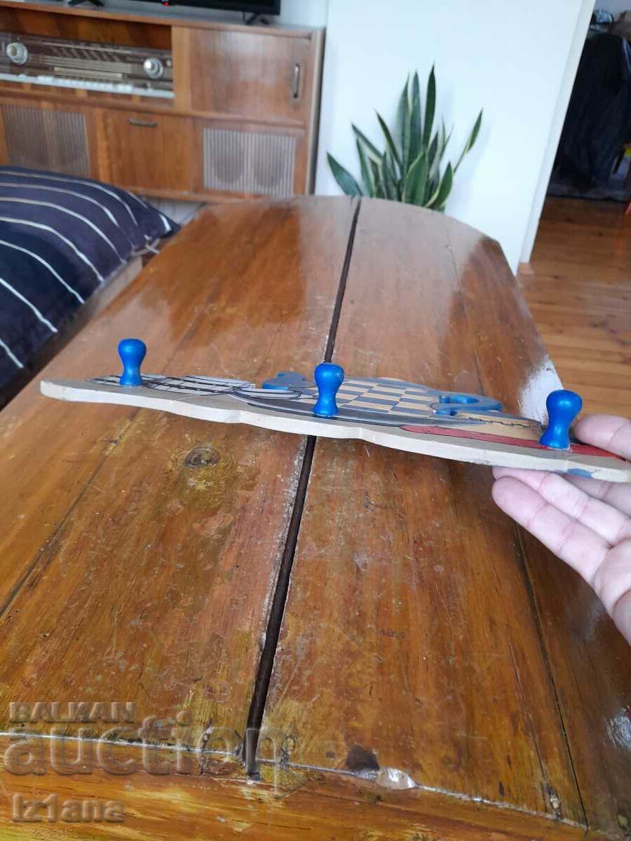 Delivery of Old towel rack