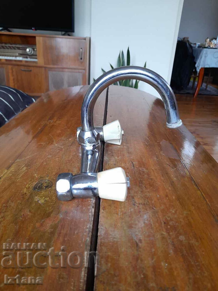 Old tap mixer, battery with price 22.00 BGN | € 11.25 Old tap mixer, battery with price 22.00 BGN | € 11.25