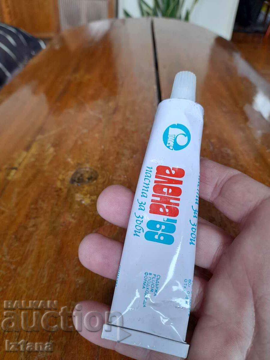 Old toothpaste Alena 69 with price 15.00 BGN | € 7.67 Old toothpaste Alena 69 with price 15.00 BGN | € 7.67