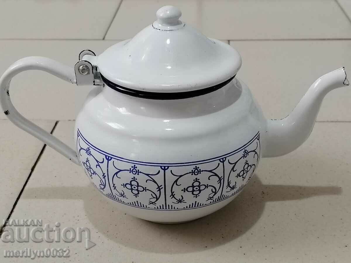 Enameled teapot from soca, 0.7 liter enamel pot with price 39.00 BGN | € 19.94 Enameled teapot from soca, 0.7 liter enamel pot with price 39.00 BGN | € 19.94