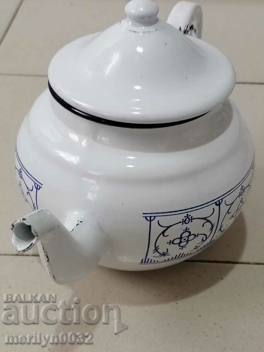 Auction Enameled teapot from soca, 0.7 liter enamel pot Auction Enameled teapot from soca, 0.7 liter enamel pot