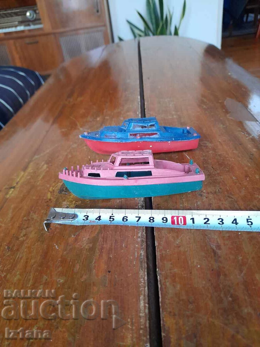 Auction Old toy boat, speedboat Auction Old toy boat, speedboat