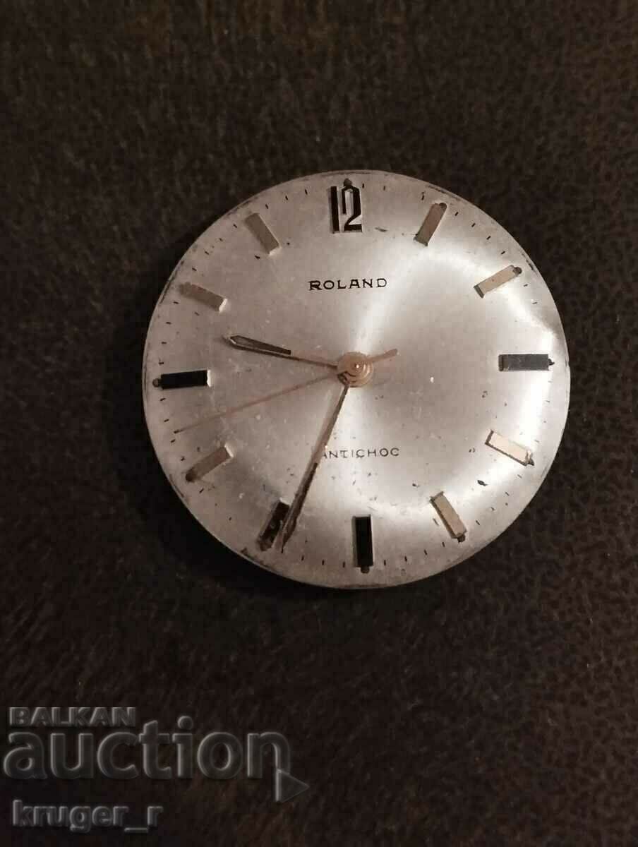 Typewriter from ROLAND with price 10.00 BGN | € 5.11 Typewriter from ROLAND with price 10.00 BGN | € 5.11