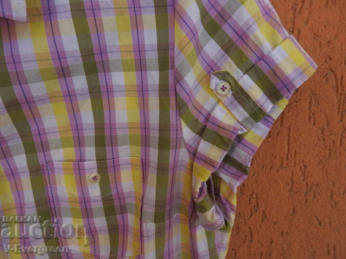 Delivery of Women's Benetton Check Shirt (S)