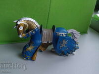 Figure, soldier: knight's horse - RARO.