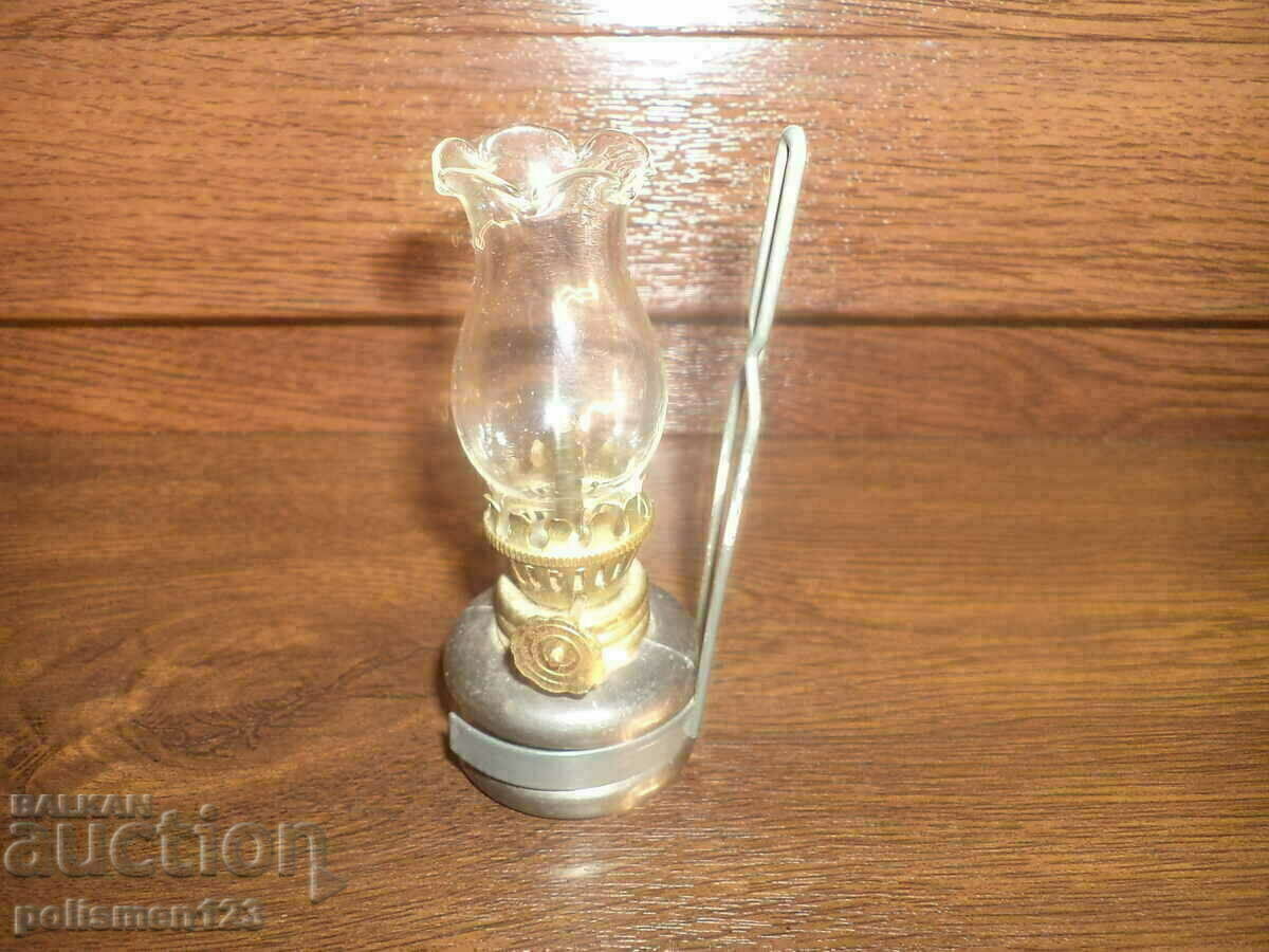 Licitație LAMPĂ