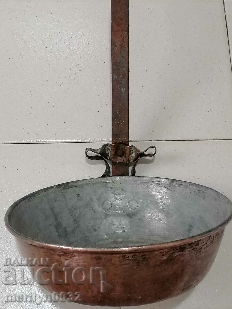 Παλιό χάλκινο ταψί, χαλκός, δίσκος, χάλκινο δοχείο με τιμή 98.00 BGN | € 50.11 Παλιό χάλκινο ταψί, χαλκός, δίσκος, χάλκινο δοχείο με τιμή 98.00 BGN | € 50.11