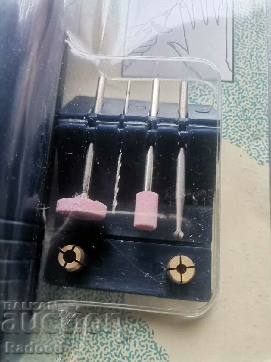 A machine for everything and everyone - 6 A machine for everything and everyone - 6