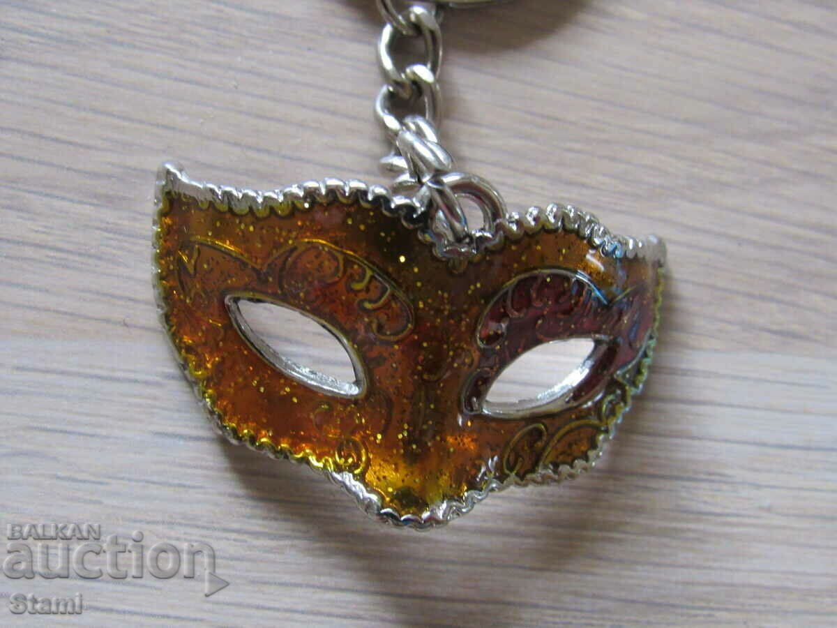 Delivery of Metal keychain from Venice-series-8 Delivery of Metal keychain from Venice-series-8