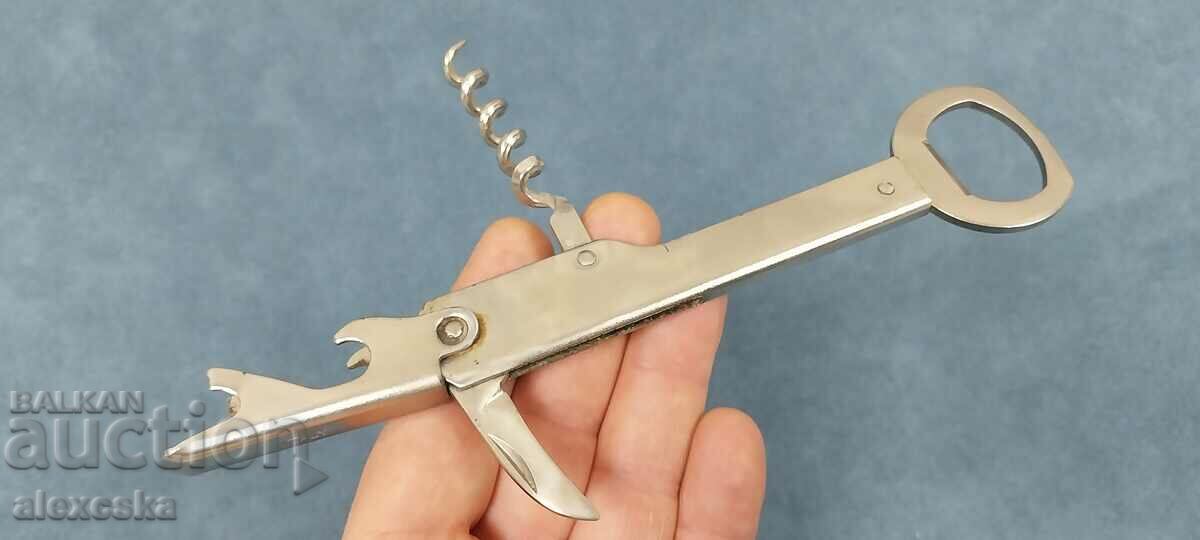 Auction Sommelier opener - Italy Auction Sommelier opener - Italy