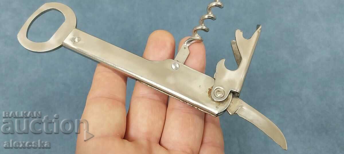 Delivery of Sommelier opener - Italy Delivery of Sommelier opener - Italy