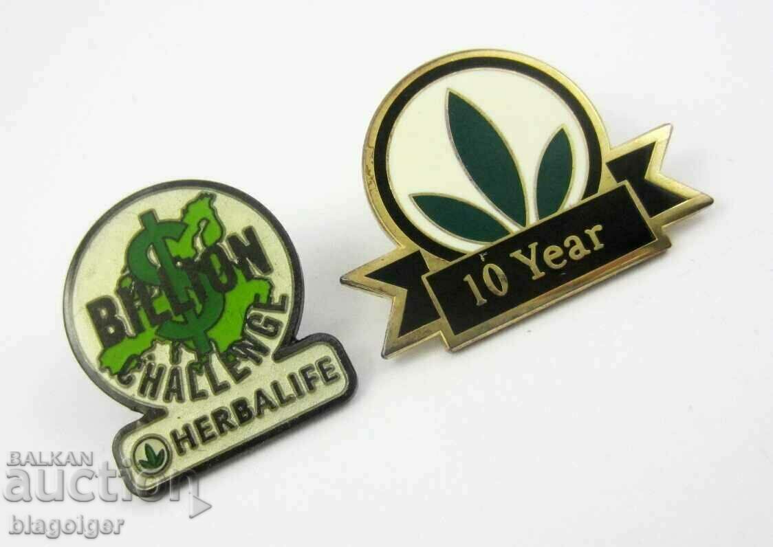 Herbalife-Σετ με 2 σήματα-10 χρόνια πωλήσεων-Υπεύθυνος-1 εκατομμύριο $ με τιμή 14.99 BGN | € 7.66 Herbalife-Σετ με 2 σήματα-10 χρόνια πωλήσεων-Υπεύθυνος-1 εκατομμύριο $ με τιμή 14.99 BGN | € 7.66