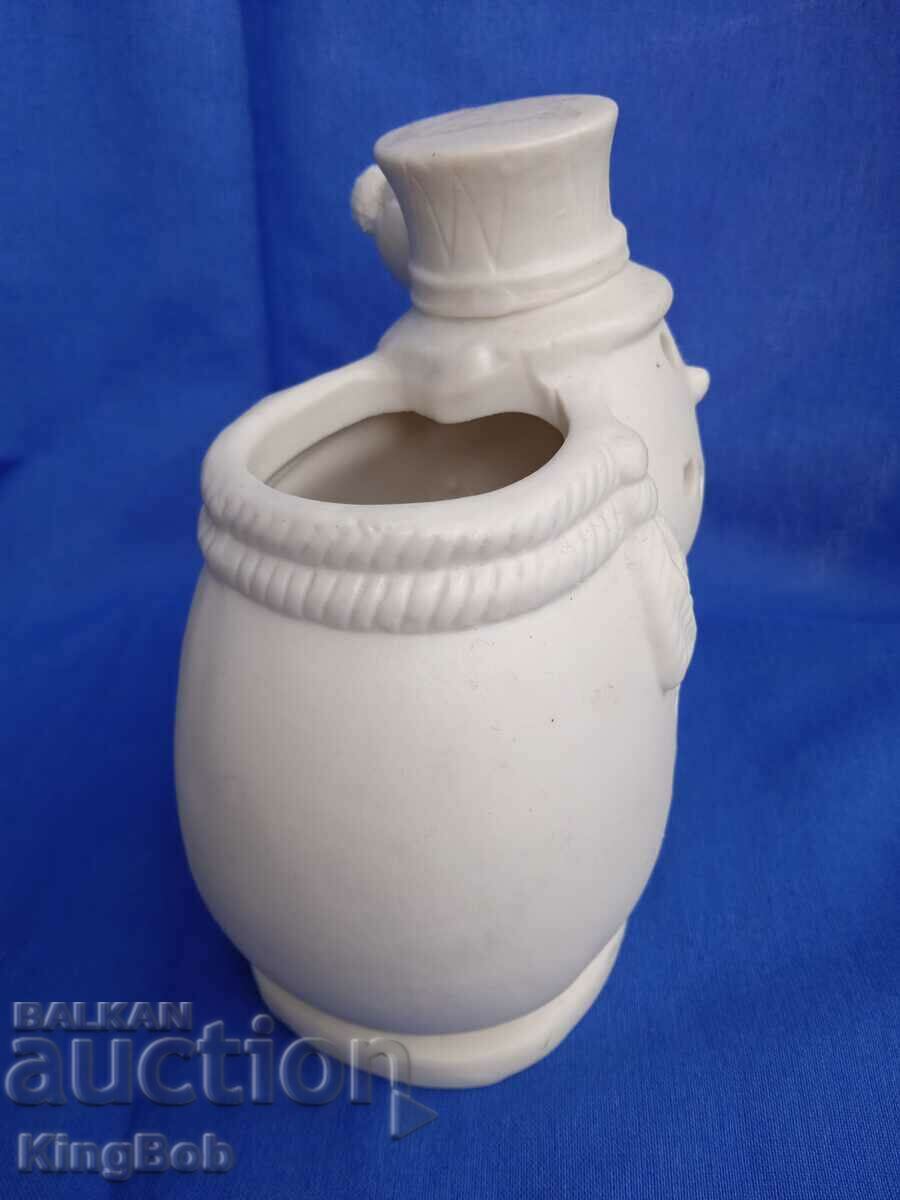 VINTAGE PORCELAIN COLLECTIBLE FIGURE with price 12.00 BGN | € 6.14