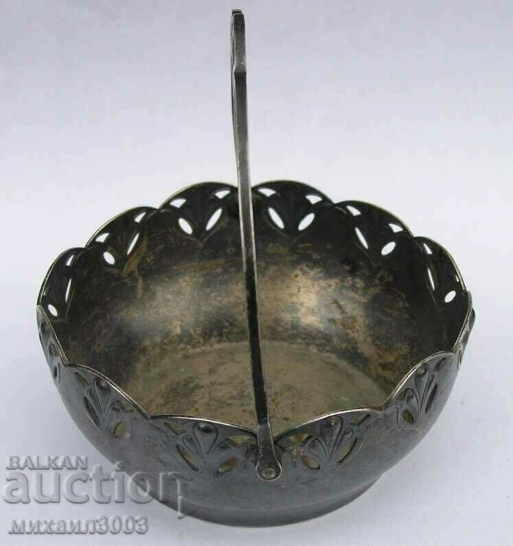 Delivery of VMF / WMF Art Nouveau style silver plated candy box Delivery of VMF / WMF Art Nouveau style silver plated candy box