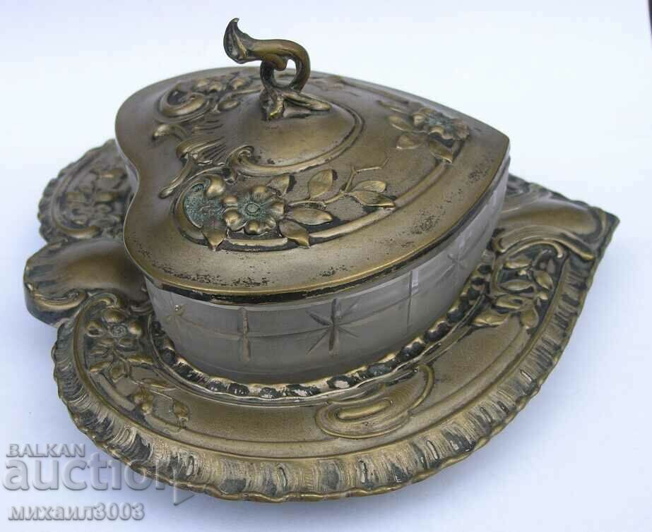 Auction Art Nouveau style silver plated sugar bowl Auction Art Nouveau style silver plated sugar bowl