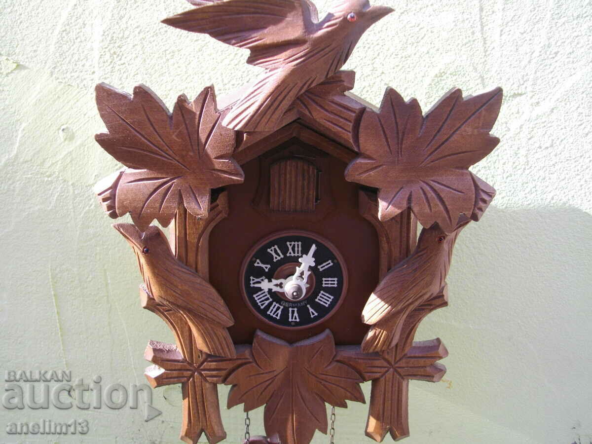 Ceas de perete BLACKWALD CUCKOO cu preț 250.00 BGN | € 127.82 Ceas de perete BLACKWALD CUCKOO cu preț 250.00 BGN | € 127.82