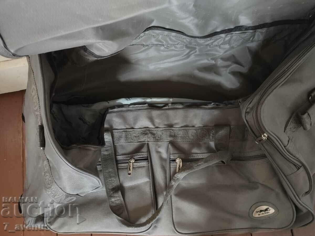 BAG for travel, a convenient large trolley with price 20.00 BGN | € 10.23 BAG for travel, a convenient large trolley with price 20.00 BGN | € 10.23