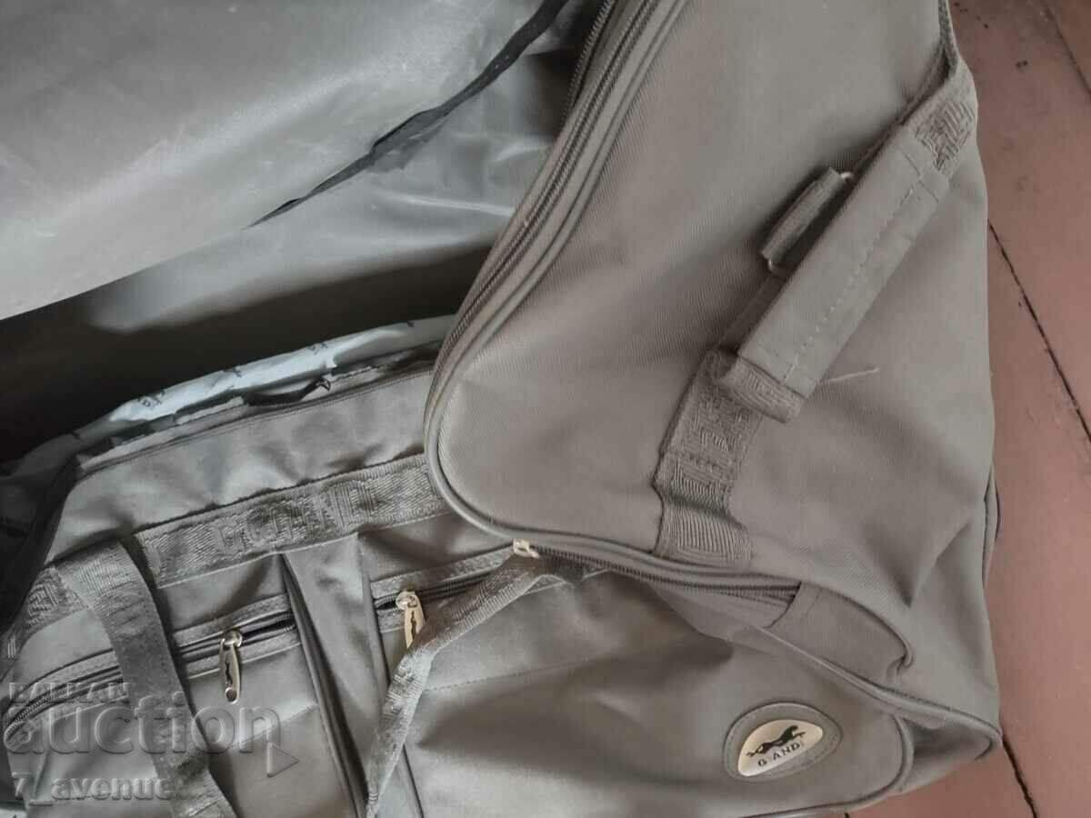 Auction BAG for travel, a convenient large trolley Auction BAG for travel, a convenient large trolley