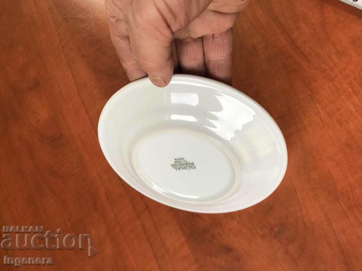 Auction  PORCELAIN PLATE