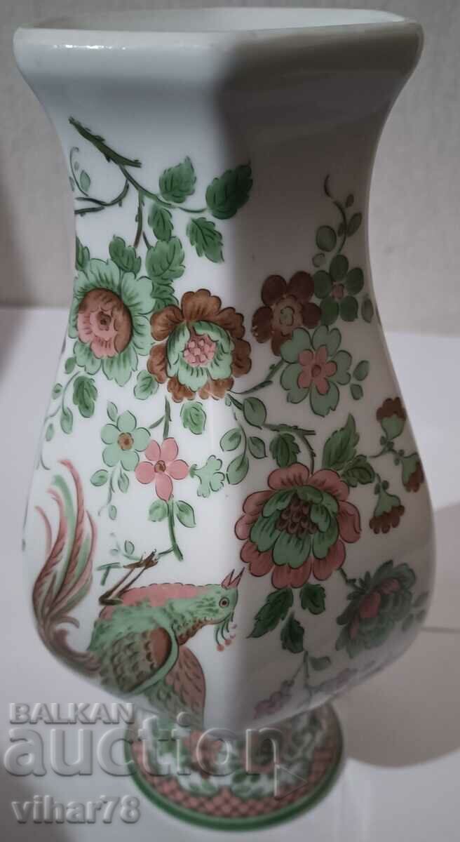 VERY BEAUTIFUL VASE - 5 VERY BEAUTIFUL VASE - 5