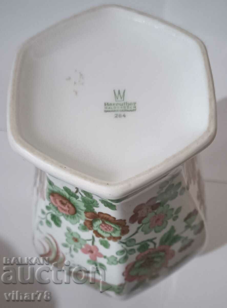 VERY BEAUTIFUL VASE - 7 VERY BEAUTIFUL VASE - 7