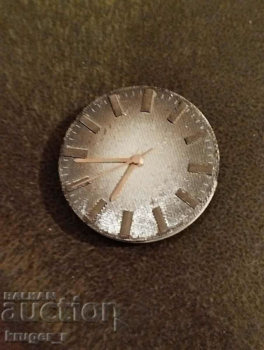 Auction Typewriter from MEN'S WATCH ZARA Auction Typewriter from MEN'S WATCH ZARA