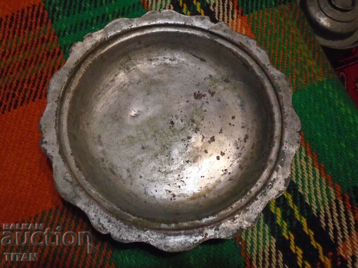 beautiful copper pot, 22.8/3.5 cm.