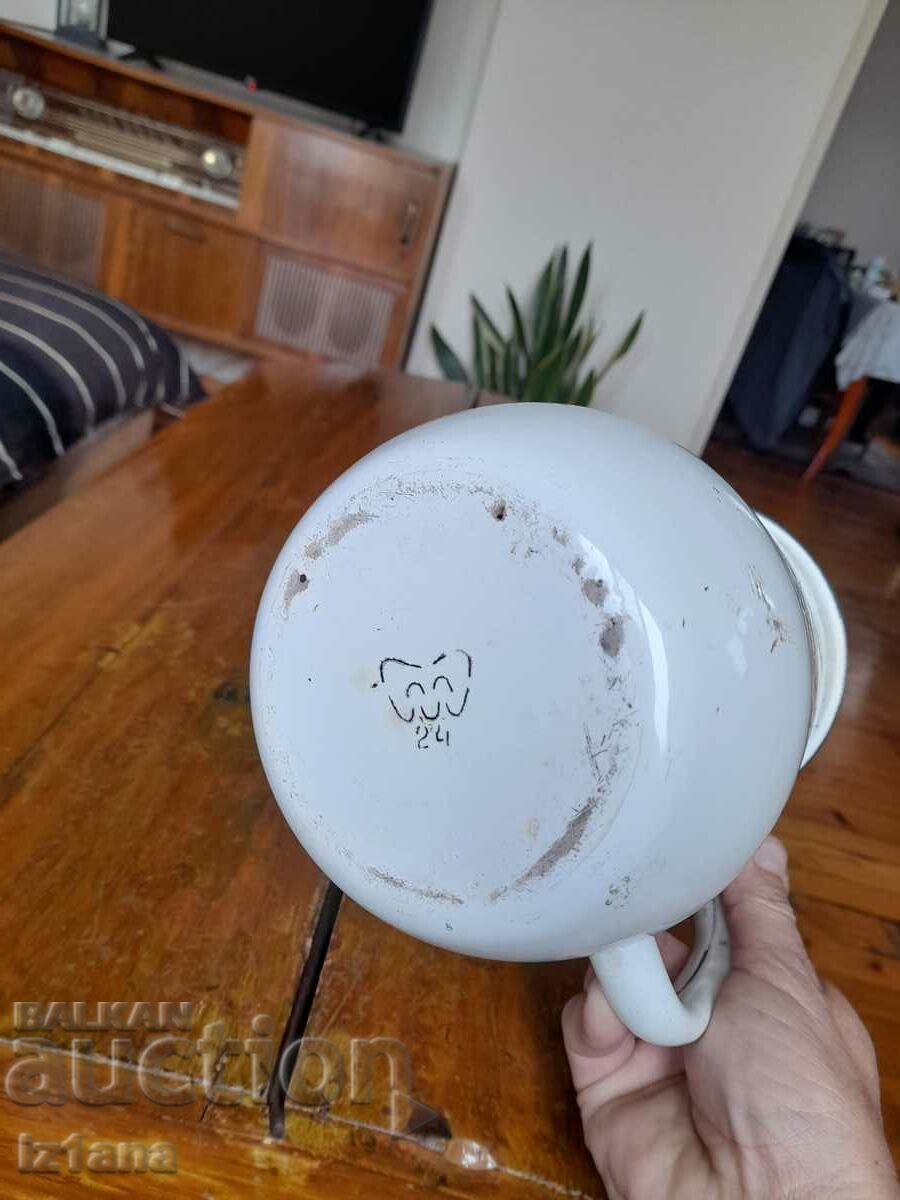 Old enamel jug - 6 Old enamel jug - 6