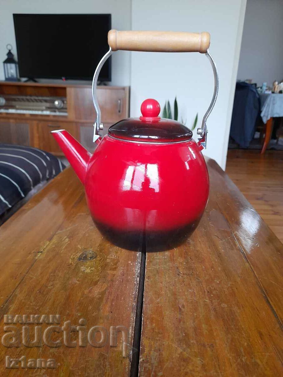Enameled kettle Elekom