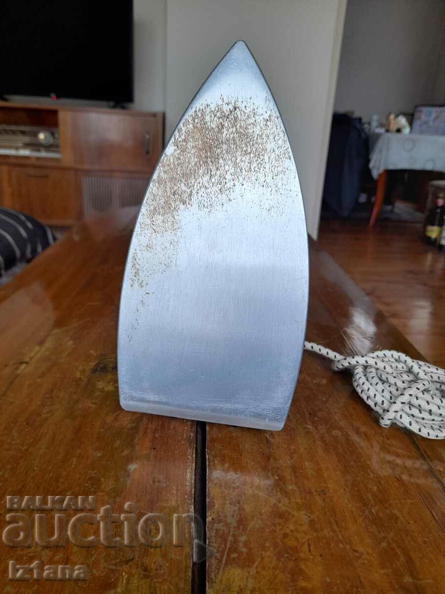 Old electric iron - 6