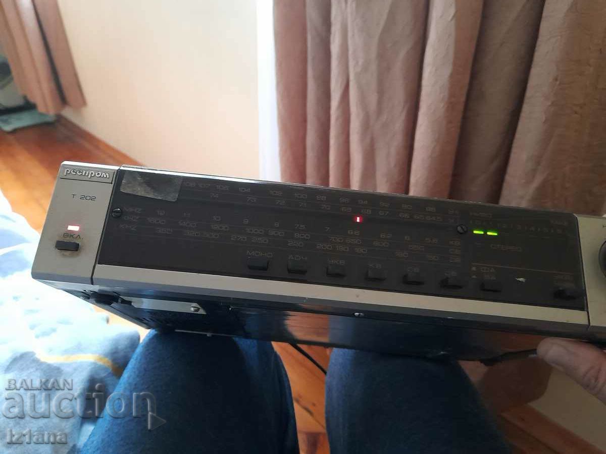 Tuner vechi, radio Resprom T 202 - 7 Tuner vechi, radio Resprom T 202 - 7