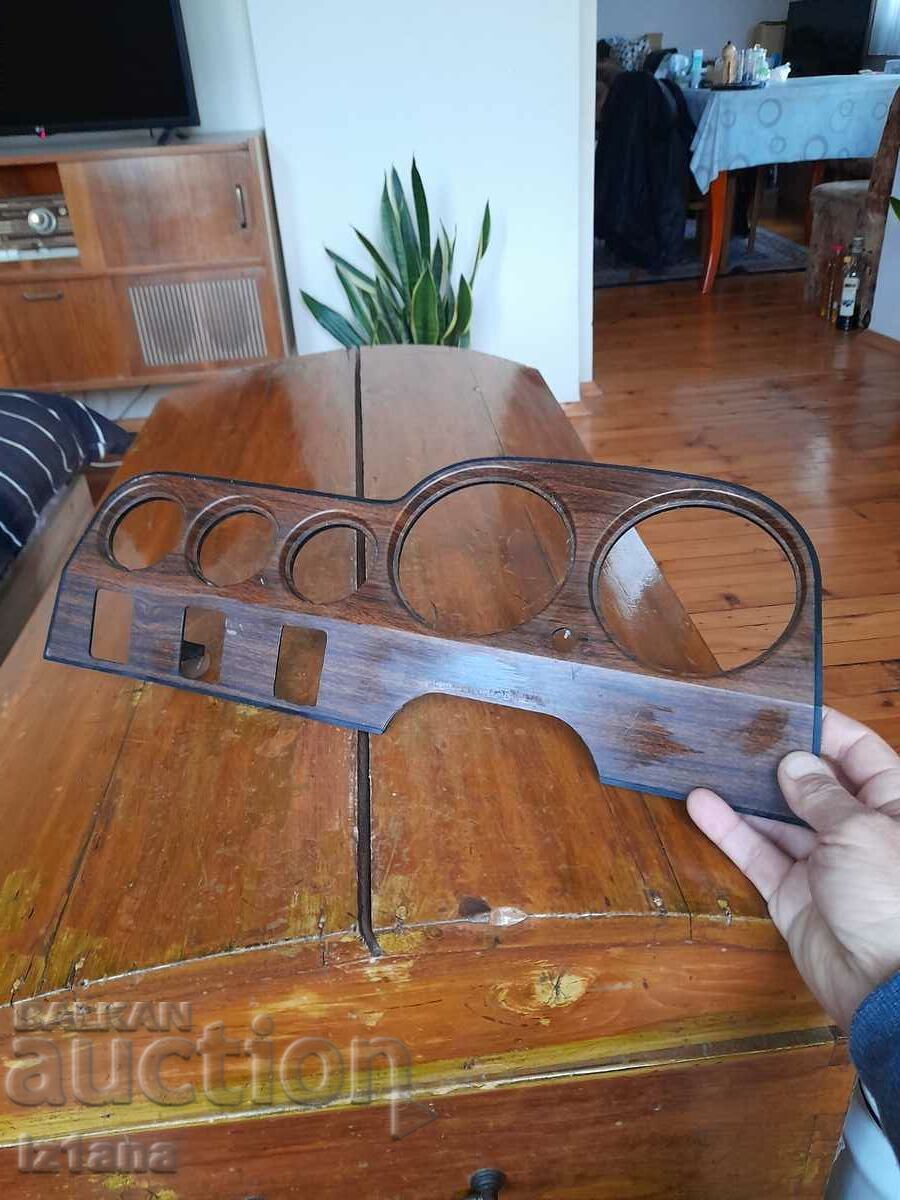 Παλιό ταμπλό Lada, Vaz, Lada με τιμή 50.00 BGN | € 25.56 Παλιό ταμπλό Lada, Vaz, Lada με τιμή 50.00 BGN | € 25.56