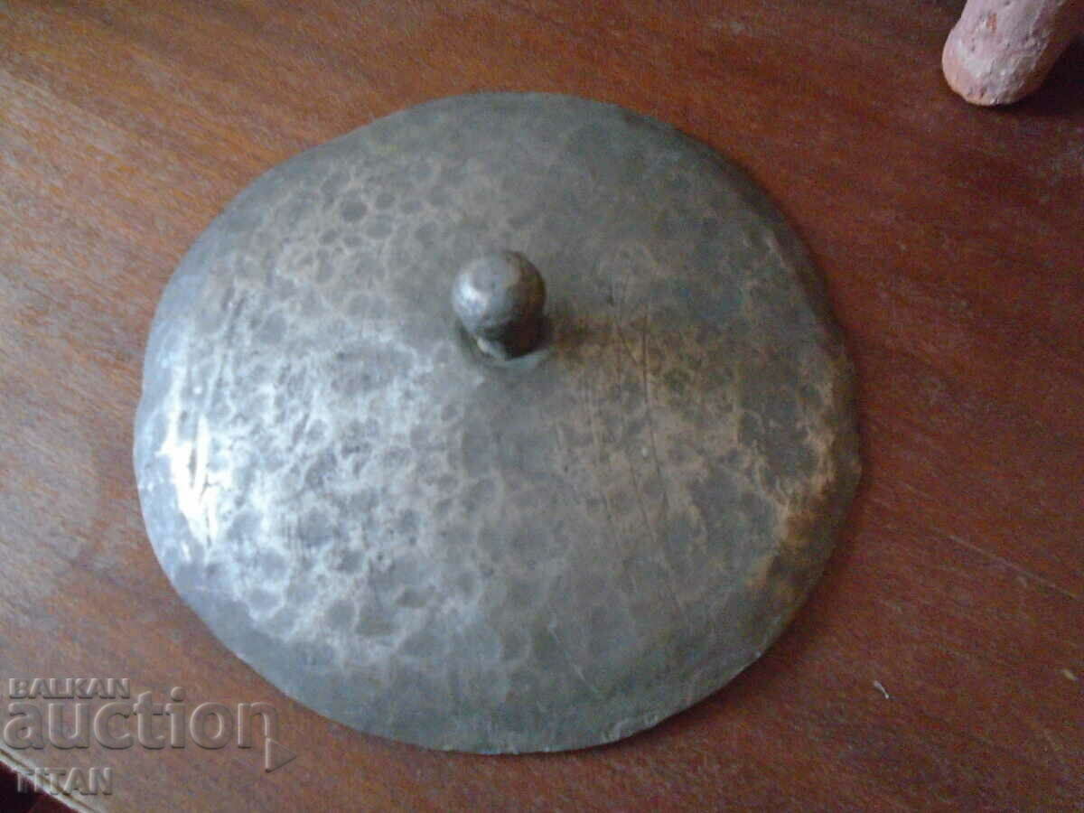 old revival solid copper lid, forged, 19 cm.