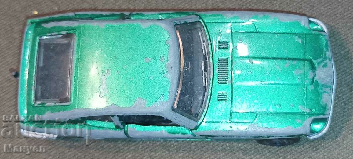 Auction  Selling a Matchbox.