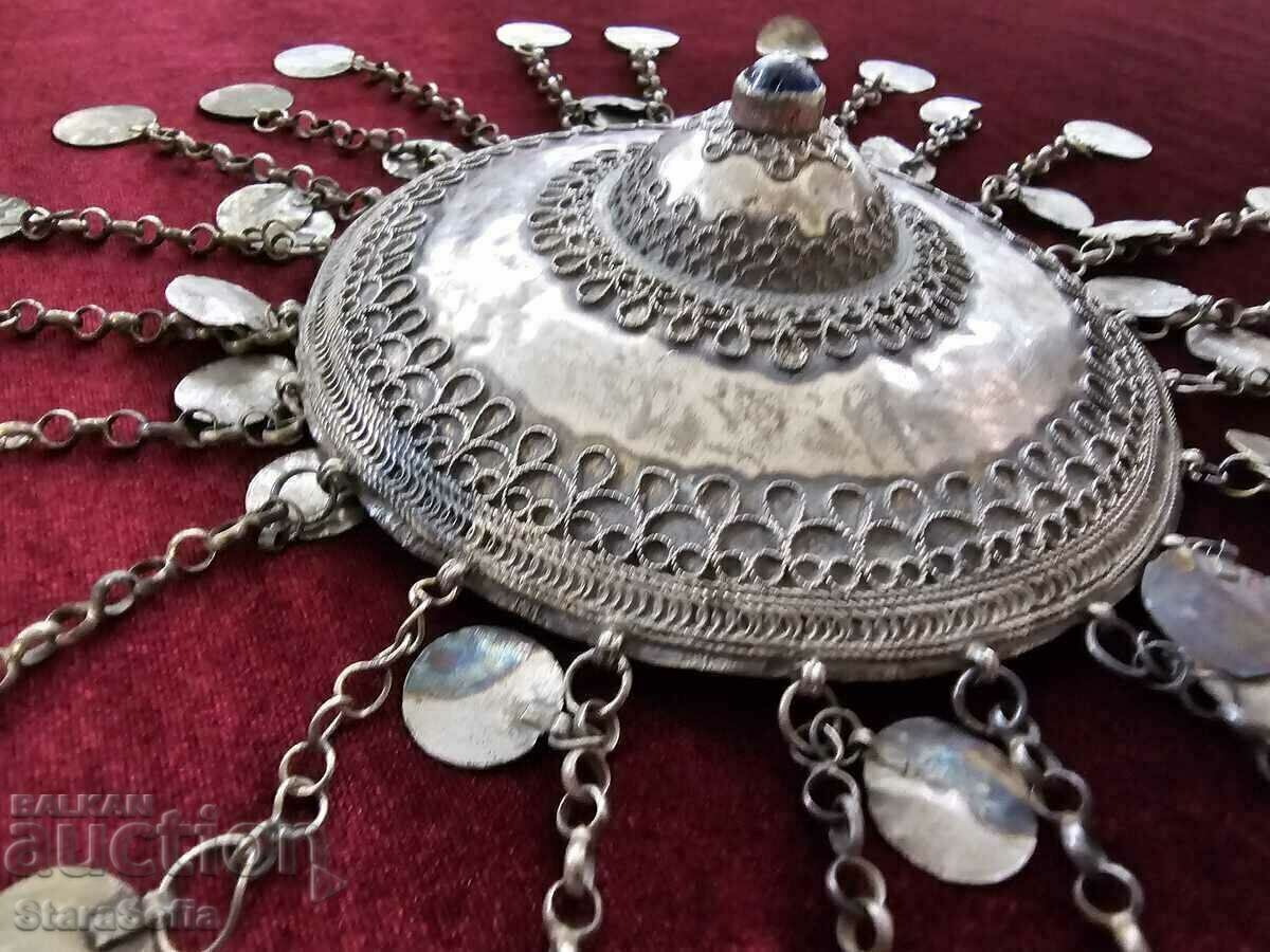 Auction RENAISSANCE SILVER JEWELRY, TEPELAK 19th century. Auction RENAISSANCE SILVER JEWELRY, TEPELAK 19th century.