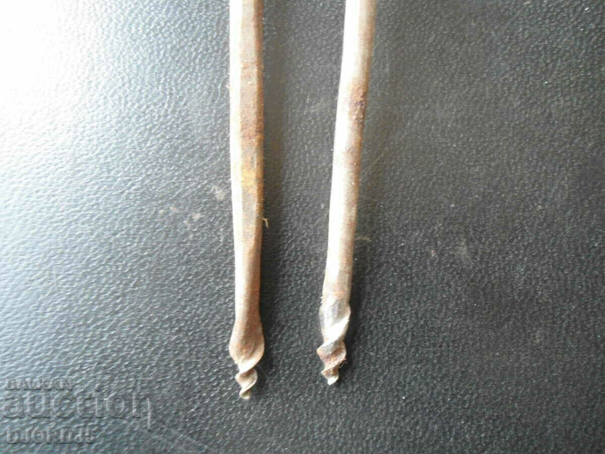 Old carpentry tools, matcaps with price 5.00 BGN | € 2.56 Old carpentry tools, matcaps with price 5.00 BGN | € 2.56