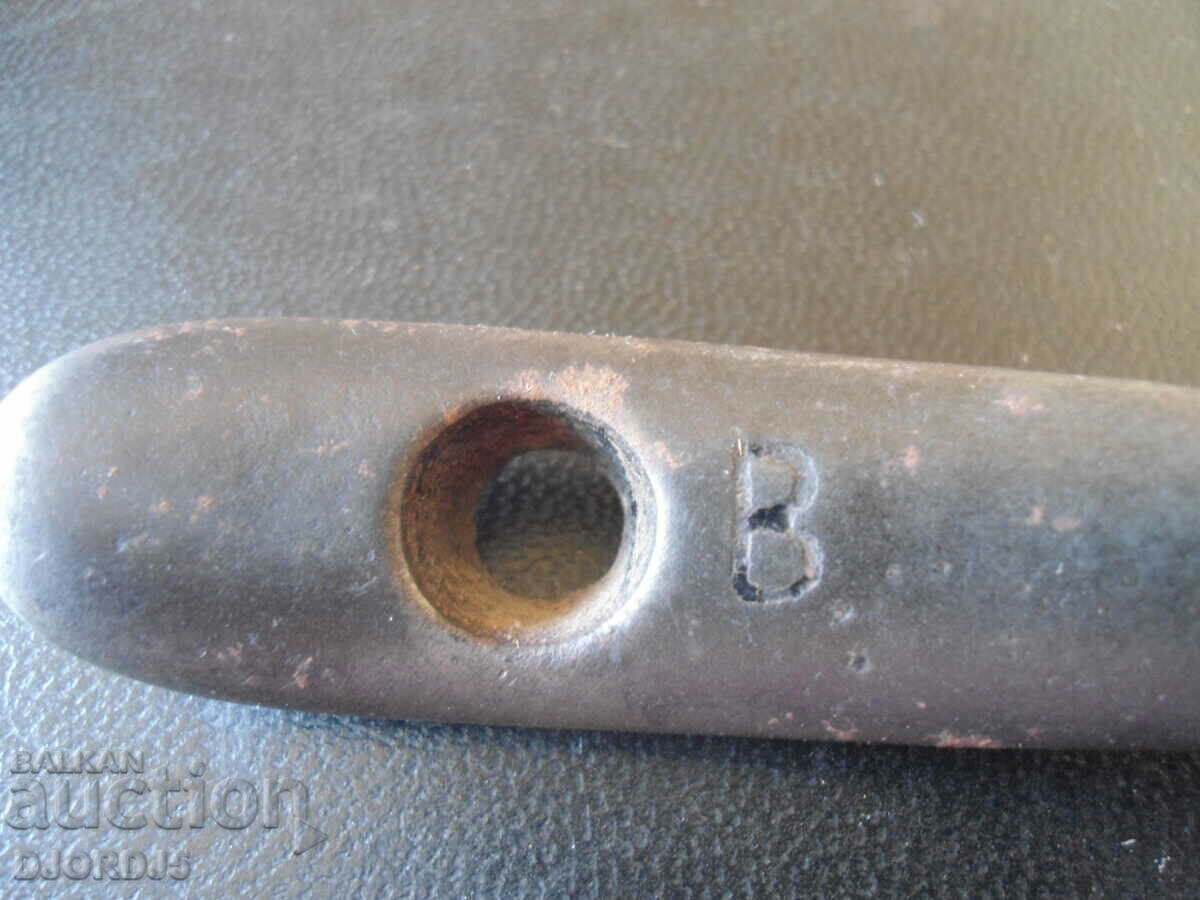 Δημοπρασία Ο κανόνας του παλιού ξυλουργού, σημάνσεις Δημοπρασία Ο κανόνας του παλιού ξυλουργού, σημάνσεις