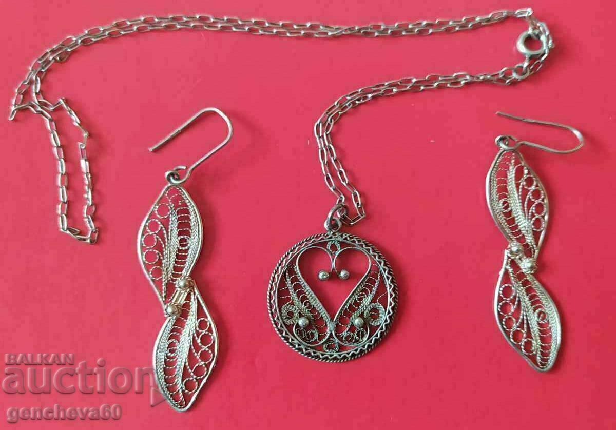 Silver filigree earrings and pendant