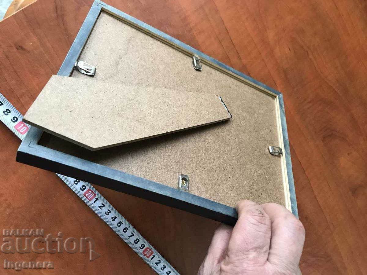 Livrarea STICLA RAMA FOTO