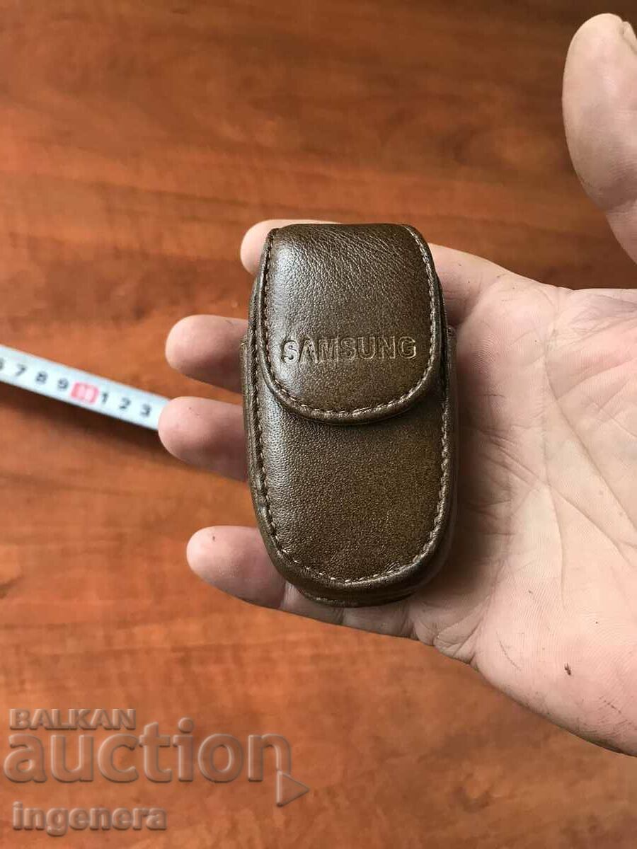 CAZ PIELE FERMĂ ÎNCHIDERE MAGNETICĂ NOUĂ cu preț 7.00 BGN | € 3.58 CAZ PIELE FERMĂ ÎNCHIDERE MAGNETICĂ NOUĂ cu preț 7.00 BGN | € 3.58