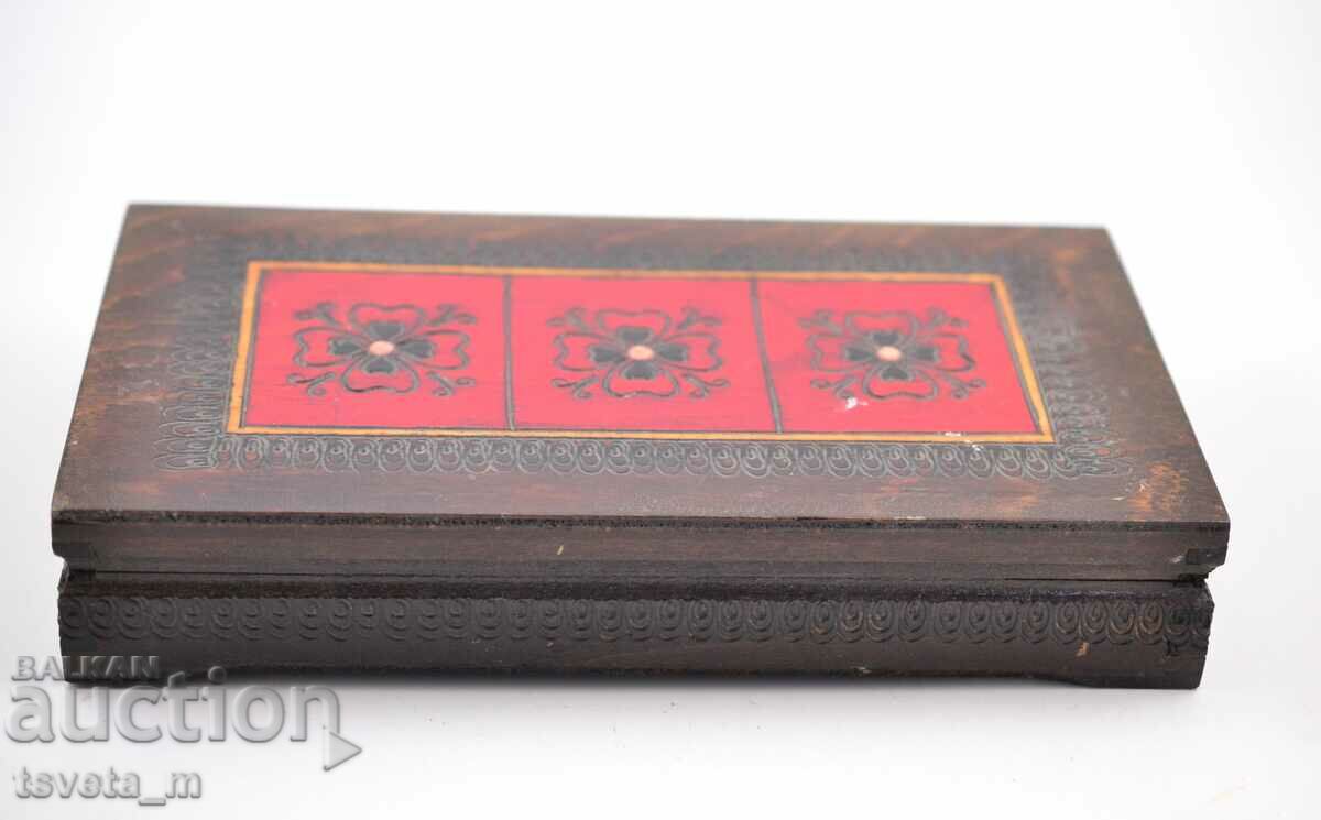 Дървена кутия, ръчна изработка пирографирана
