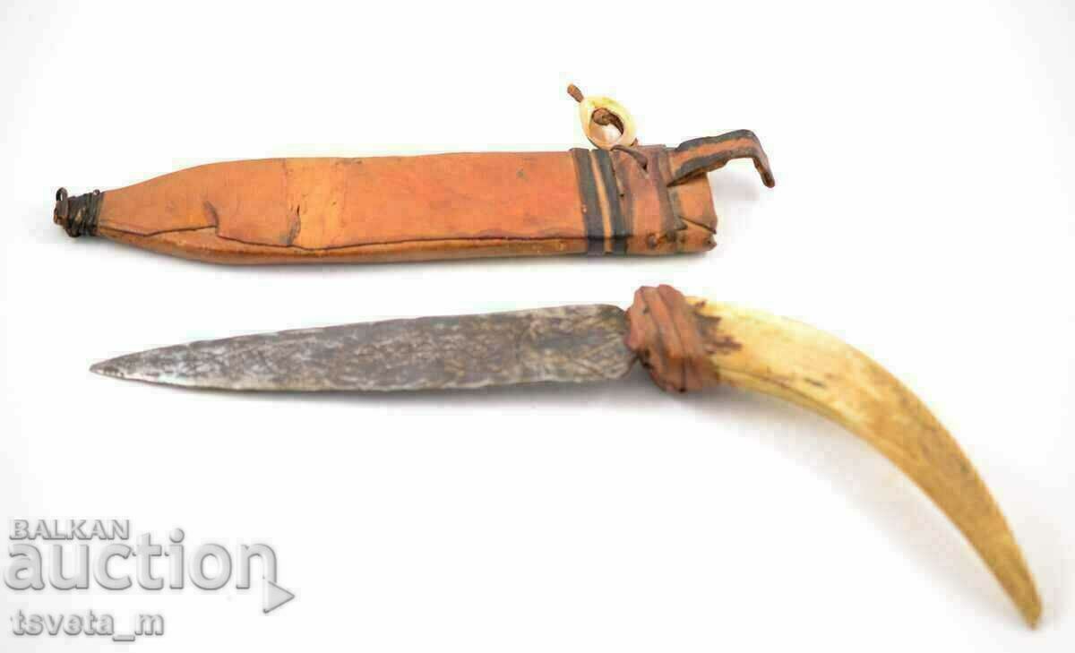 Original kukri with horn handle with price 65.00 BGN | € 33.23 Original kukri with horn handle with price 65.00 BGN | € 33.23