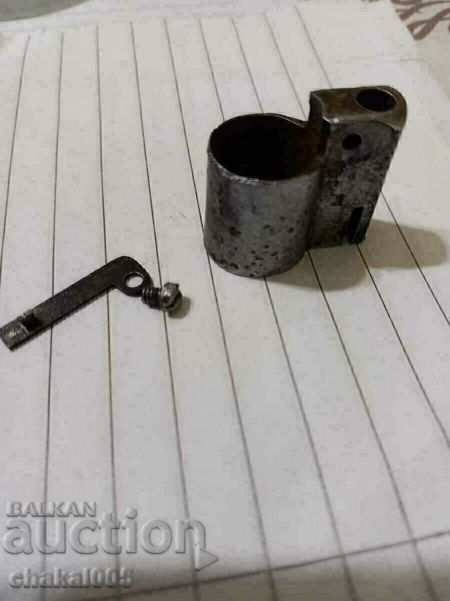 Για ντροπή με τιμή € 35.79 | 70.00 BGN