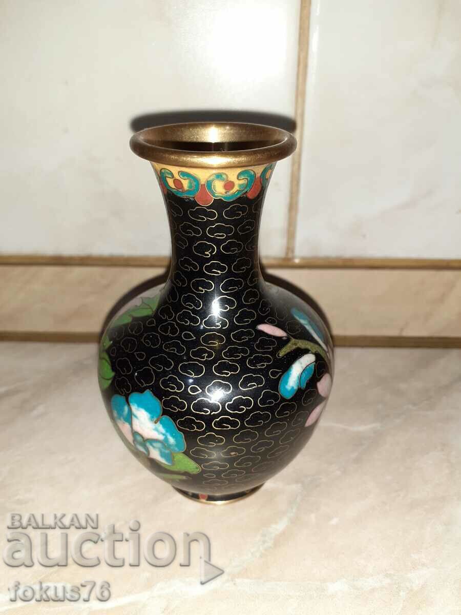 Cloisonne Cloisonne old vase flowers bronze cellular enamel with price 119.00 BGN | € 60.84 Cloisonne Cloisonne old vase flowers bronze cellular enamel with price 119.00 BGN | € 60.84